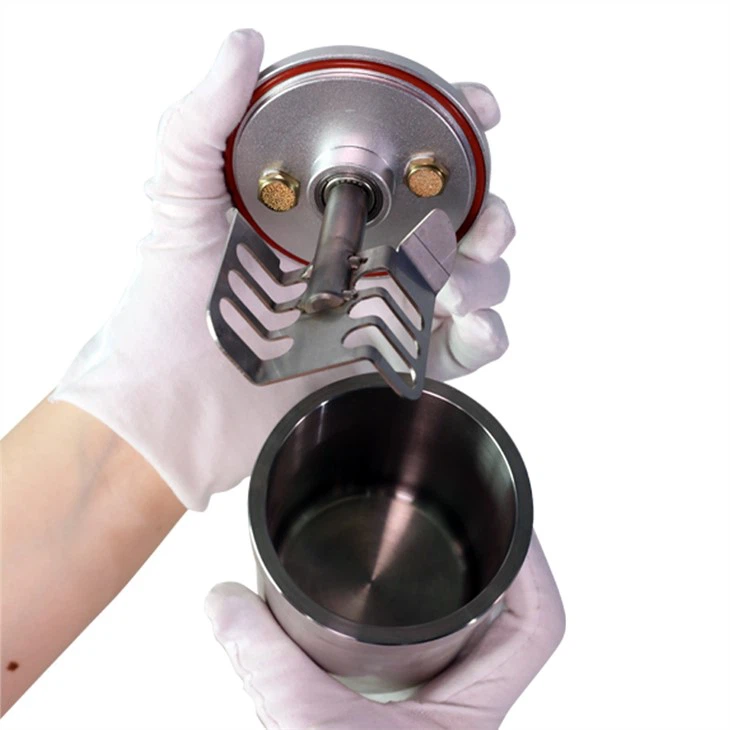 150mL Vacuum Mixer